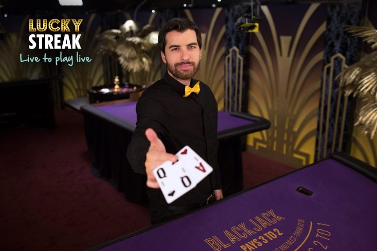 LuckyStreak- BlackJack VIP Uživo