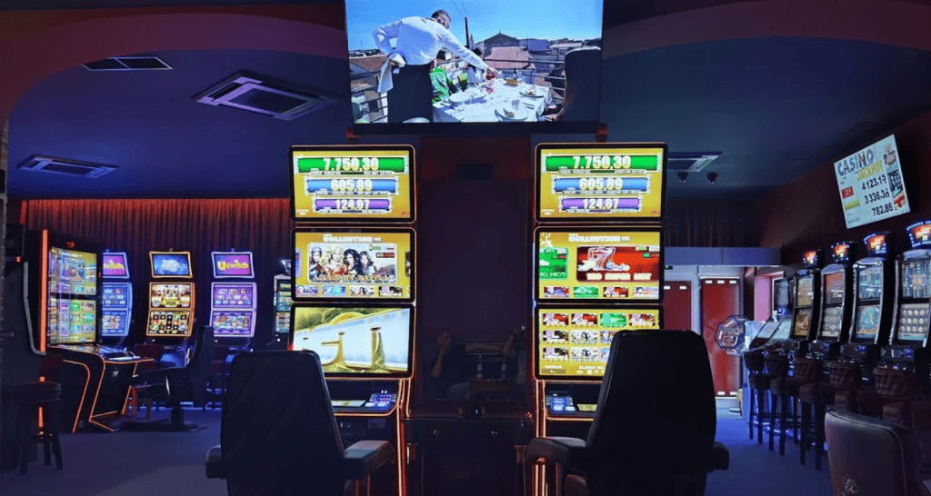 Casino - Automat klub CEZAR Rovinj iznutra